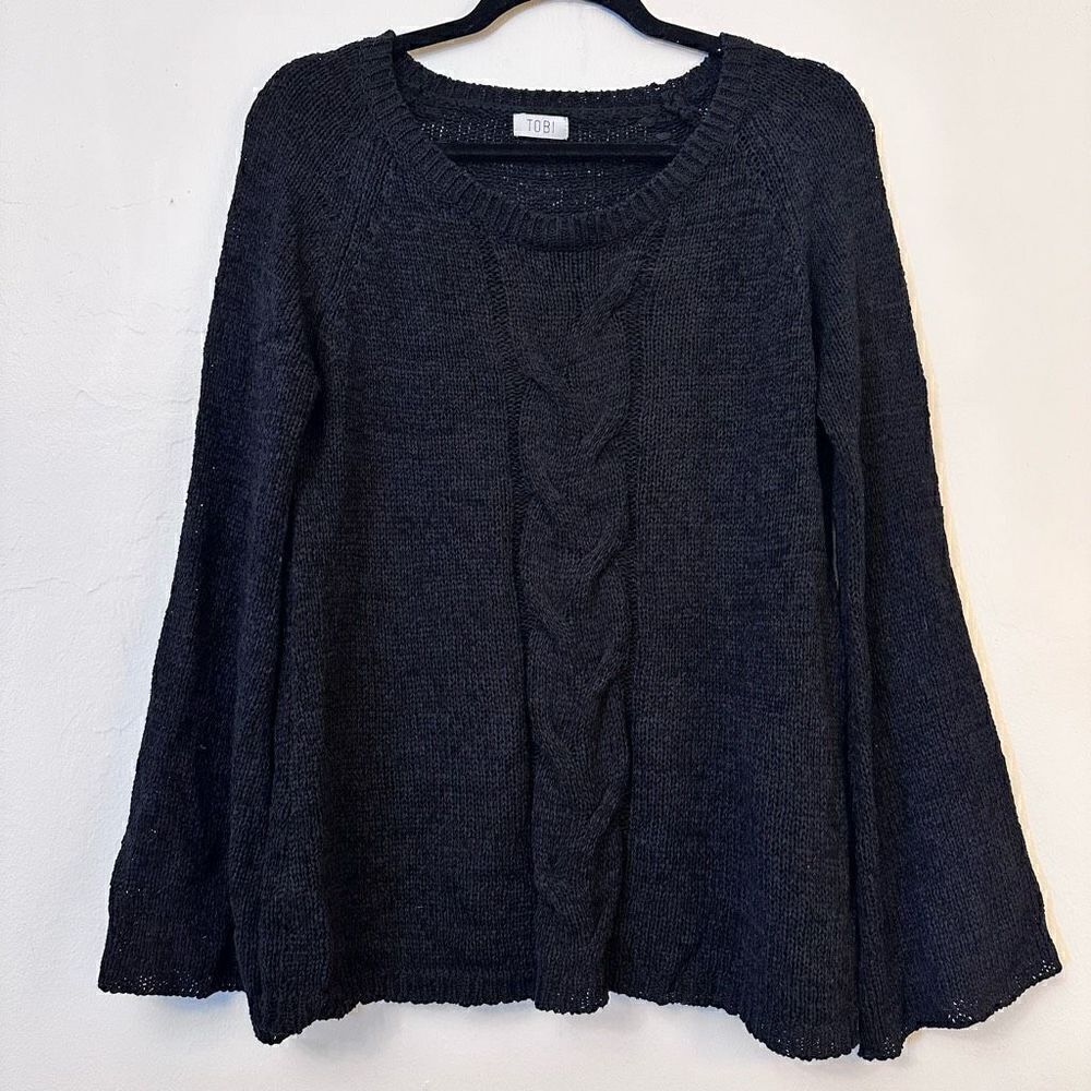 Tobi Cable Knit Round Neck Long Bell Sleeve Pullover Sweater Black Size Medium